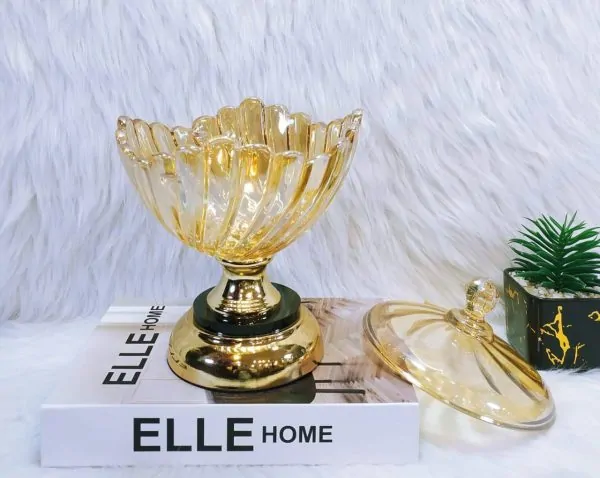 Luxury Glass Bonbonniere with Lid