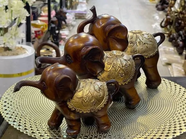 Antique Gallery Porcelain Elephant Figurines Set