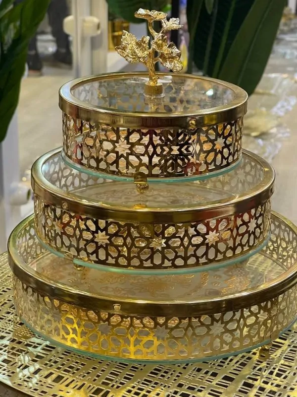 Gold Metal Freize Pattern Bonbonniere Set