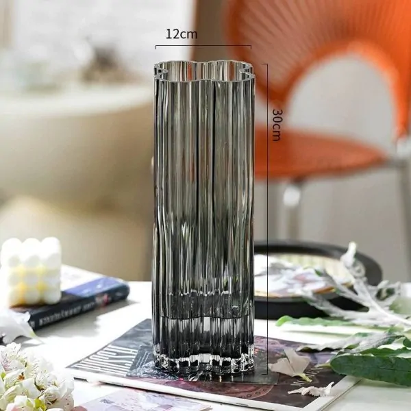 Modern Drawn Glass Vase